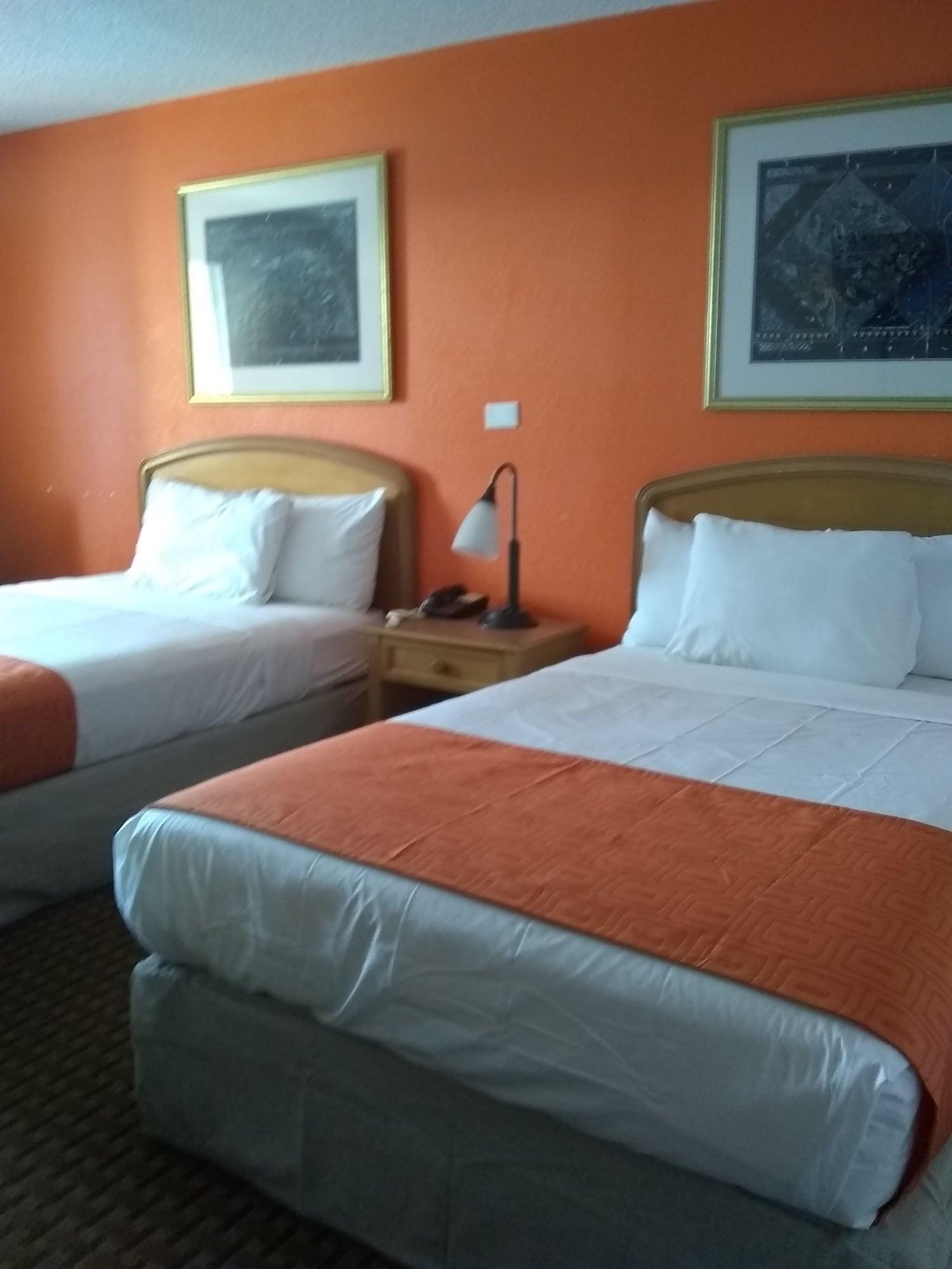 Howard Johnson By Wyndham 2*