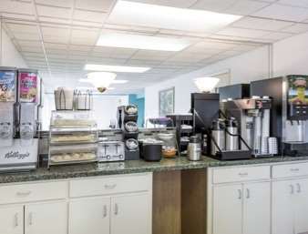Howard Johnson By Wyndham Virginia Beach