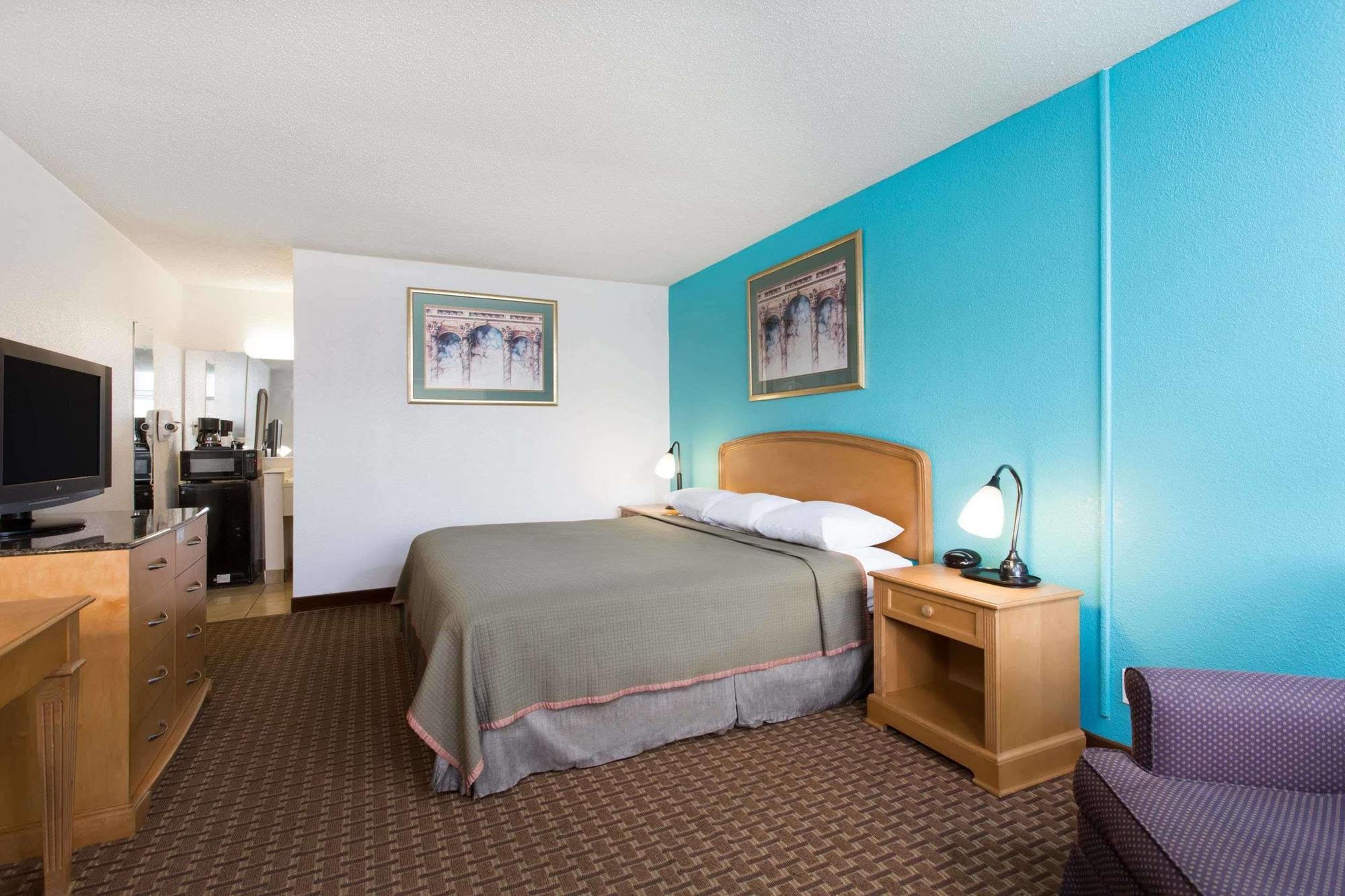 Howard Johnson By Wyndham 2* Virginia Beach